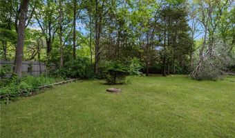 56 Lakeside Dr, Charlestown, RI 02813