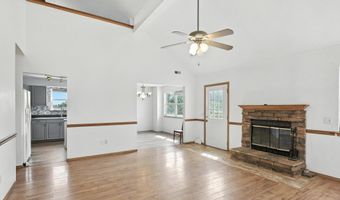 21059 Lawrence 2072, Ash Grove, MO 65604