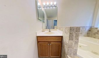 203 CYNWYD Dr, Absecon, NJ 08201