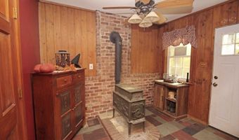13 Hemlock Ave, Andover, NJ 07860