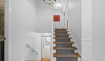 20 Martingale Rd, Amherst, NH 03031