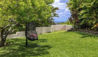 1295 Aulepe St, Kailua, HI 96734