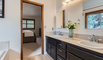 14085 SW KENTUCKY Pl, Beaverton, OR 97008