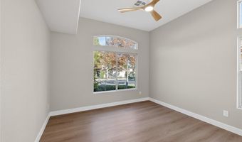 9205 Pitching Wedge Dr, Las Vegas, NV 89134