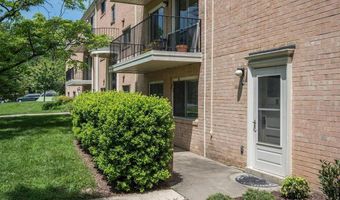 10667 MONTROSE Ave M-4, Bethesda, MD 20814