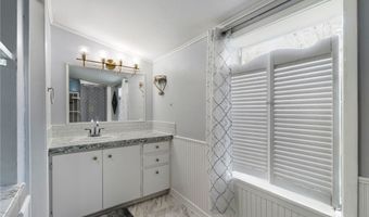 606 N Roseville St, Altus, AR 72821