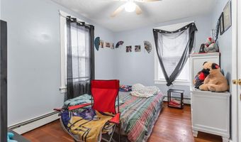 70 Lincoln Ave, Central Falls, RI 02863