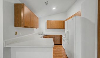 1953 N Coldspring Rd, Arlington Heights, IL 60004