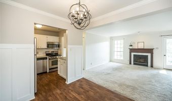 1445 Whispering Creek Dr E, Ballwin, MO 63021