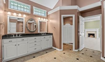 501 Mariah Bay Dr, Heath, TX 75032