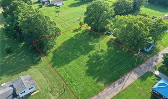 15832 Waverly St NE, Alliance, OH 44601
