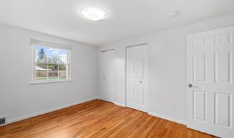 3923 MCCOMB Ave, Cheyenne, WY 82001