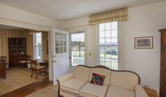 532 Spring St, Alderson, WV 24910