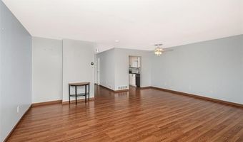 767 Skynob Dr, Ann Arbor, MI 48105