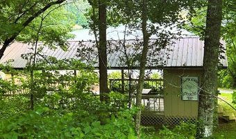 471 Rivard Rd, Glenville, NC 28736