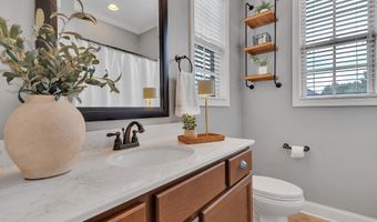 1439 Edenbridge Dr, Alcoa, TN 37701
