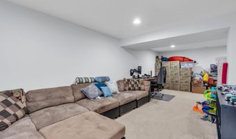 18 Foxmoor Ln, Bayville, NJ 08721