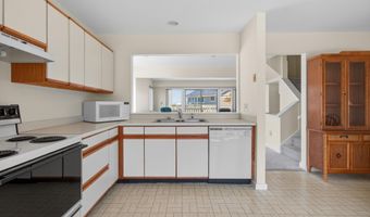 53 CAPE HENLOPEN Dr 109, Lewes, DE 19958