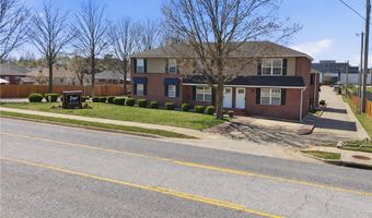 2304 SE Jayel Ter 2, Bentonville, AR 72712