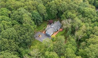20 Beechwood Dr, Cranston, RI 02921