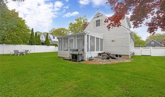 54 Bryan Ave, Amityville, NY 11701