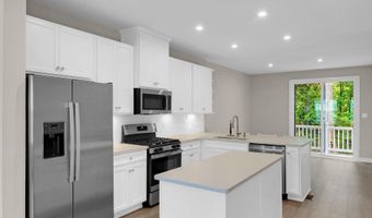 9 Halifax Rd, Bayville, NJ 08721