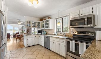 41 Buena Vista Dr, North Kingstown, RI 02852