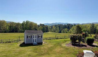 377 Upper Grassy Branch Rd, Asheville, NC 28805