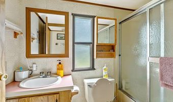37 Wheeler Dr, Alburgh, VT 05440