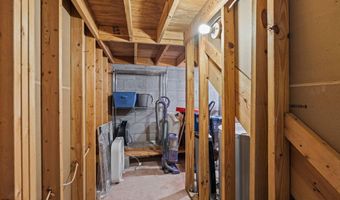 201 Hoop Pole Creek Dr, Atlantic Beach, NC 28512