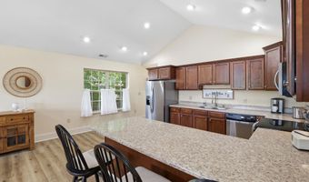 610 Fawn Branch Trl, Boiling Springs, SC 29316