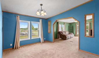 15038 Fairmount Rd, Basehor, KS 66007