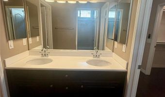8200 E Brookdale Ln, Anaheim, CA 92807