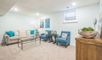 8 Whaler Ave, Barnegat, NJ 08005