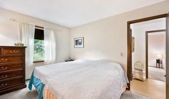 2606 McKenna Blvd, Madison, WI 53711