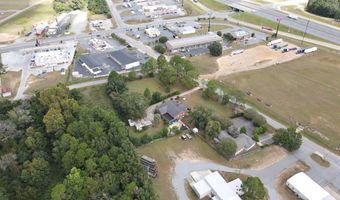 240 Whittle Cir, Ashburn, GA 31714