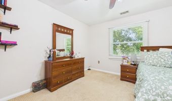 1822 Williams Way E, Anderson, IN 46011