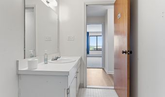 2316 Cromwell Hills Dr 2316, Cromwell, CT 06416