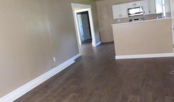 1102 Poplar St, Amory, MS 38821