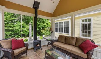 62 Dupaw Gould Rd, Brookline, NH 03033