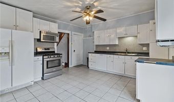 40 Remington Ave, Burrillville, RI 02858