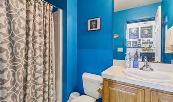 1019 11th Ave SE, Altoona, IA 50009