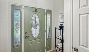 808 E Chapman Rd, Carlsbad, NM 88220