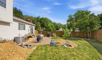 6812 LAMP POST Ln, Alexandria, VA 22306