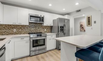 3350 NE 192nd St 4Q-B, Aventura, FL 33180