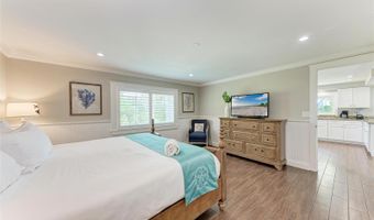 733 HOLLY Rd, Anna Maria, FL 34216