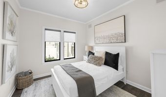 93 E 11th St, Avalon, NJ 08202