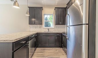 5 Robert Court St, Amityville, NY 11701