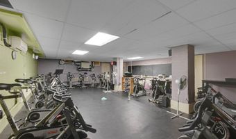 14 School St, Bristol, VT 05443
