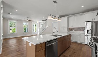2204 National St, Beaufort, SC 29902